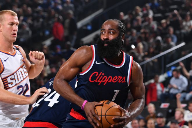 山东队绝杀太阳，哈登带队取胜