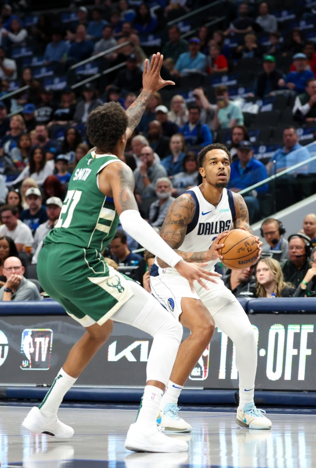 雄鹿力克独行侠，莫兰特高光表现