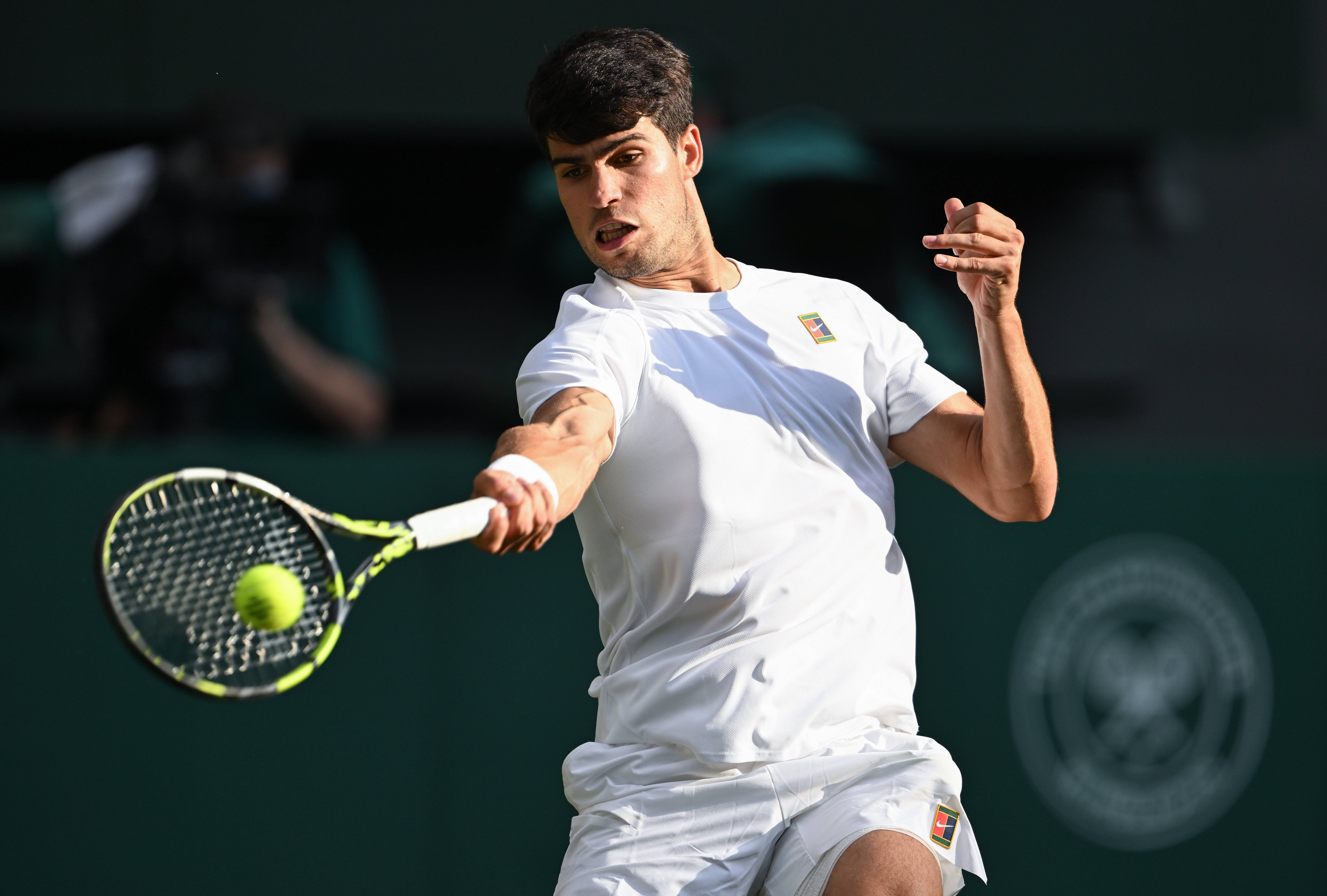 温网轻取ATP总决赛，辛纳刷新纪录