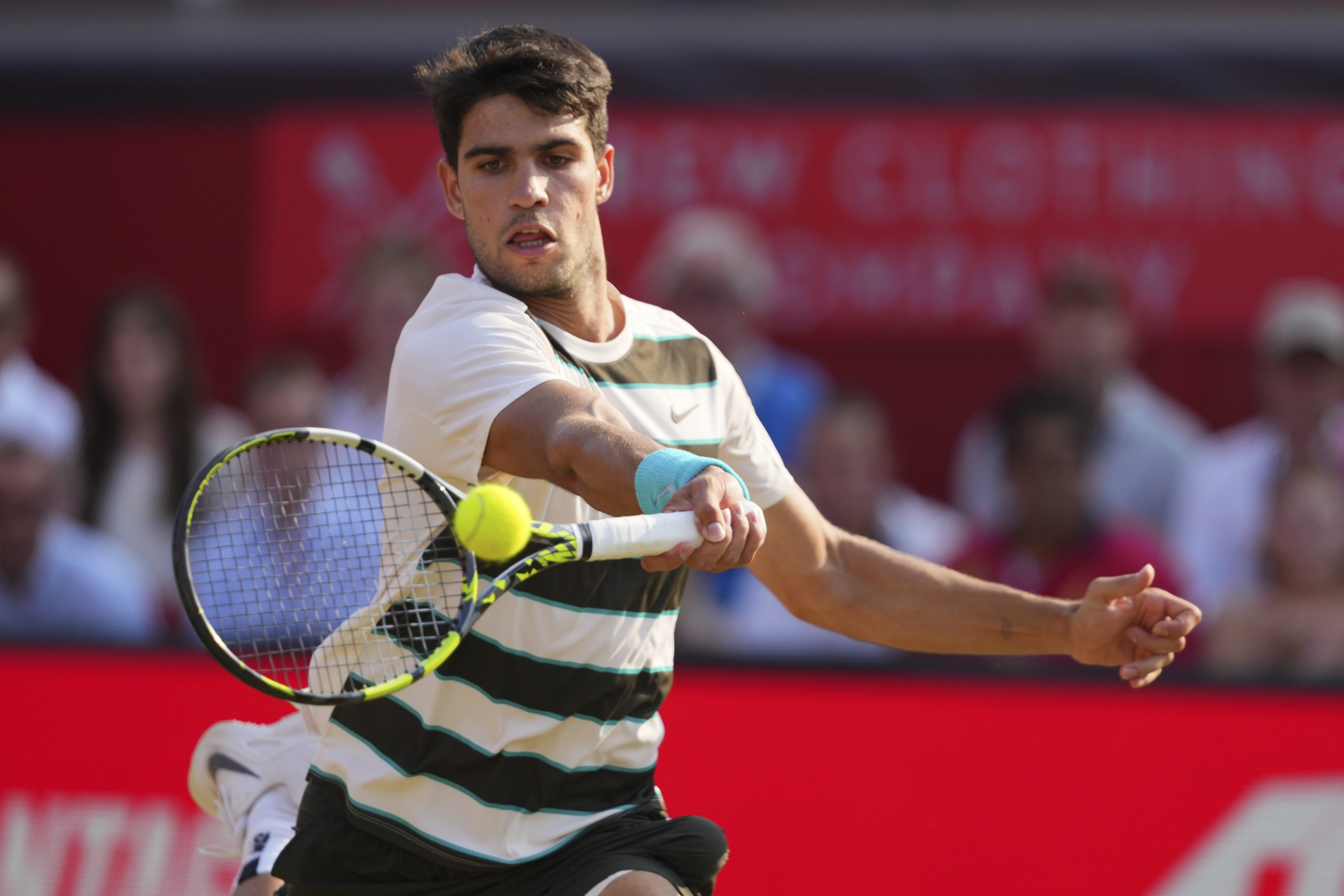 戴维斯杯逆转澳网，阿尔卡拉斯高光表现