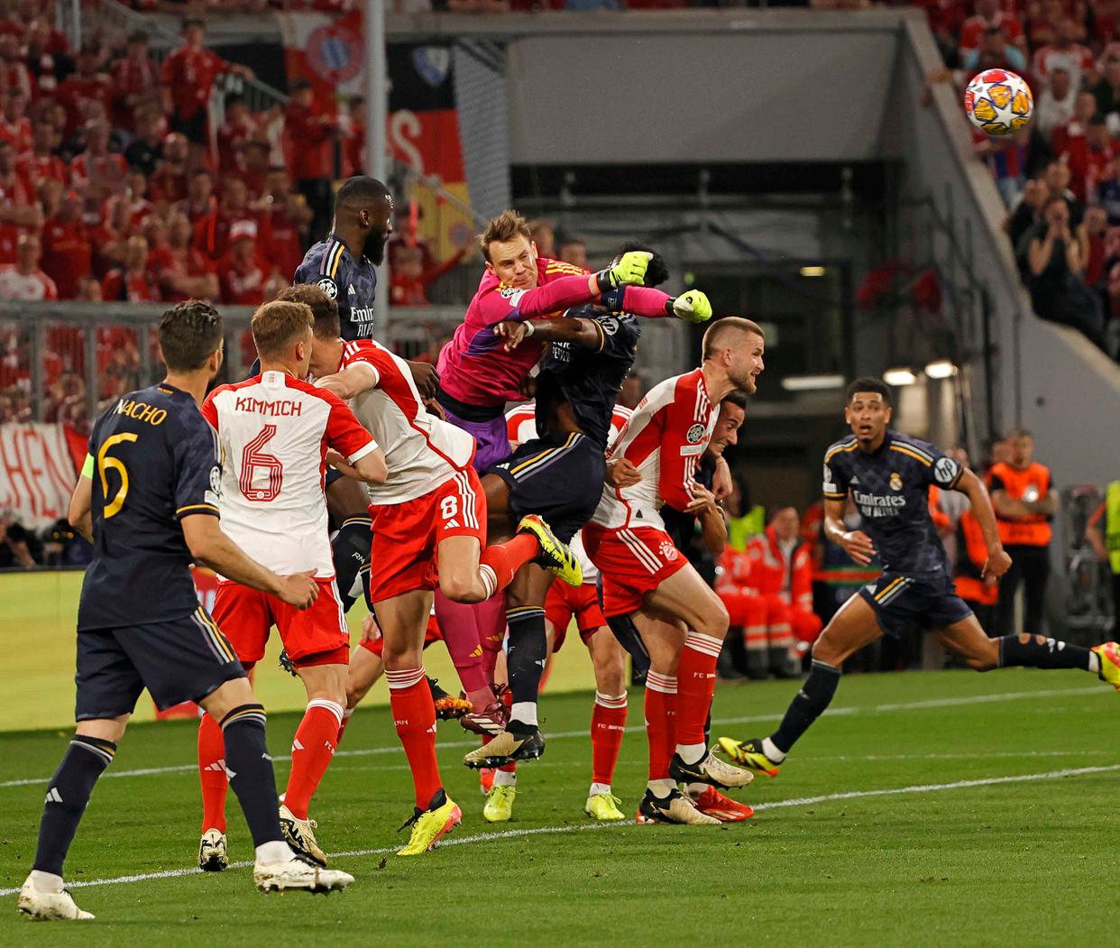 多特蒙德轻取马赛，德布劳内带队取胜