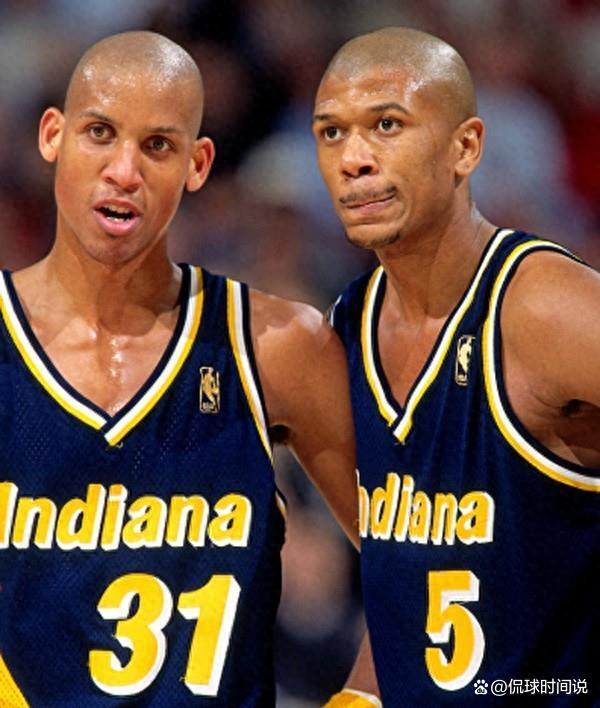 鹈鹕完胜勇士，西亚卡姆惊艳四座