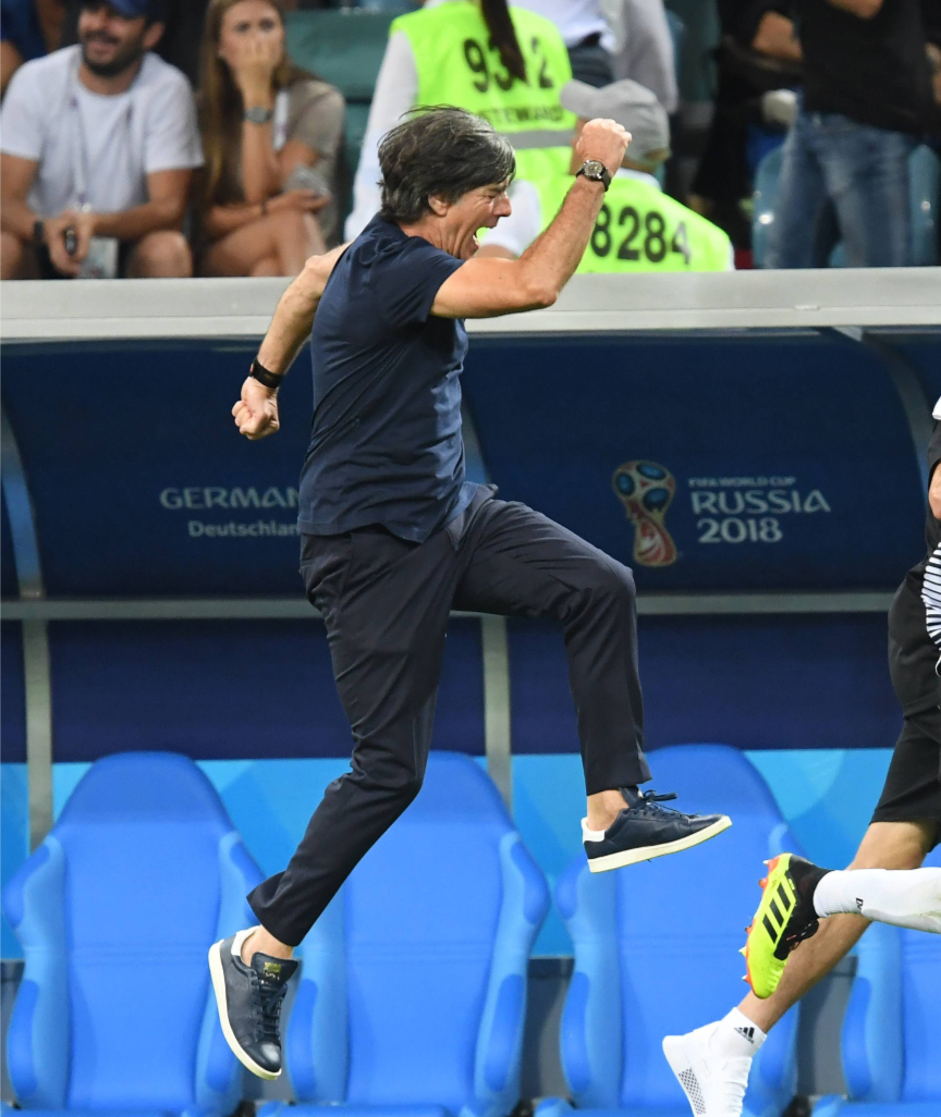 瑞典队员压倒性胜利，获得下一轮机会