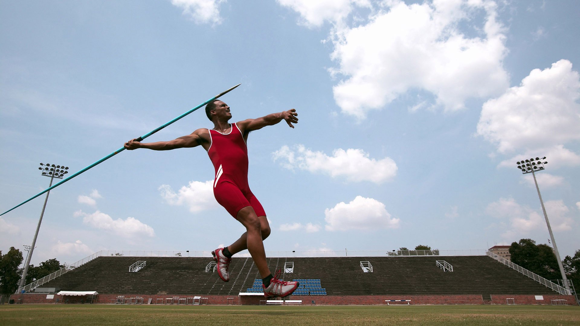 西决生死战之夜，西亚卡姆如何成为攻防转换的隐形引擎